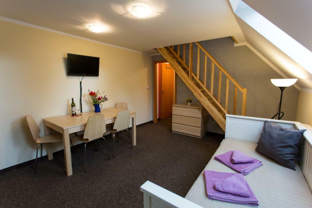 Ferienhaus Iva - Klinovec Aparthotel Loučná pod Klínovcem Exteriör bild