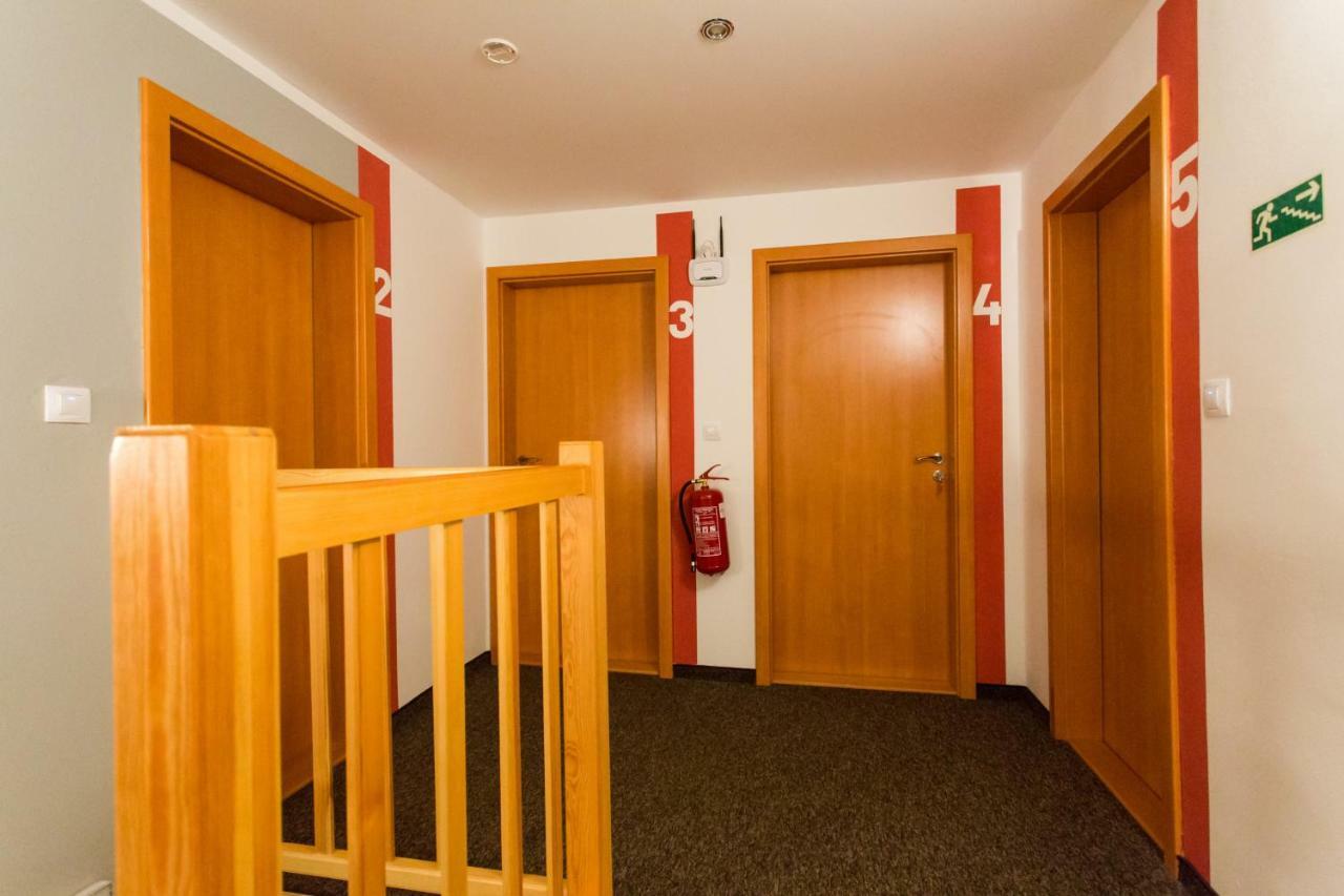 Ferienhaus Iva - Klinovec Aparthotel Loučná pod Klínovcem Exteriör bild